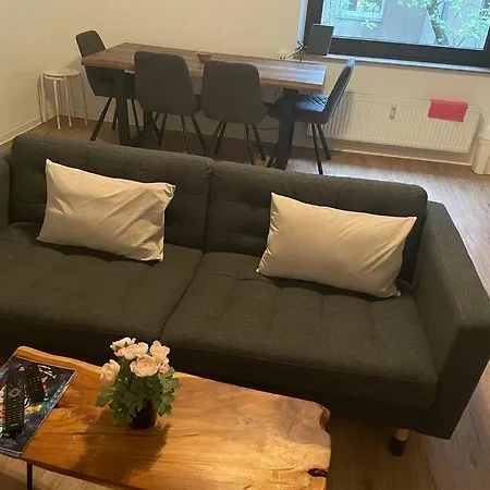 Zentrale Wohnung Direkt Am Hauptbahnhof - Bismarck Düsseldorf Exterior foto